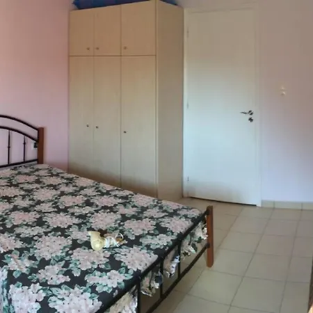 Pavlopetri Apartment *