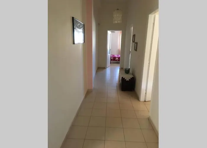 Kondina Village Apartment
